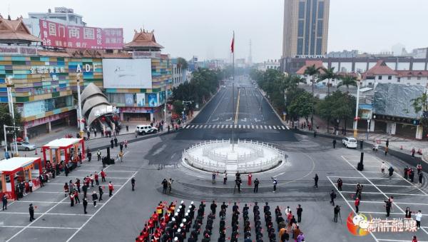 久违了!瑞丽国门将恢复通关 当地动员居民商户回归